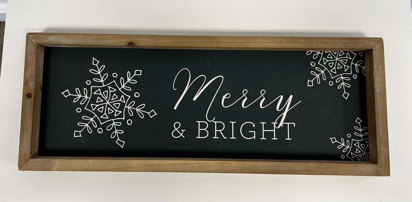 PRINTED SNOWFLAKE SIGNS-MERRY & BRIGHT