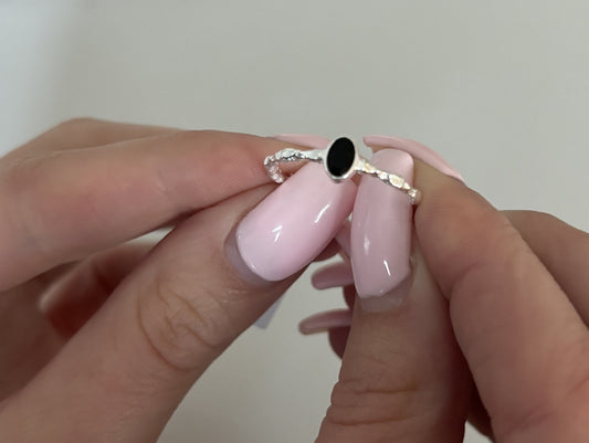 BLACK ONYX RING - SIZE 9